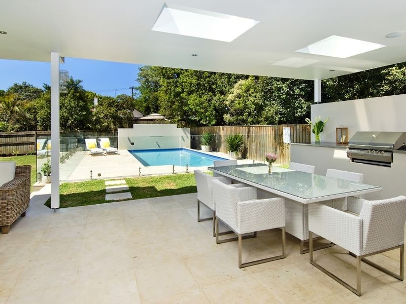 15 Melnotte Avenue, Roseville NSW 2069