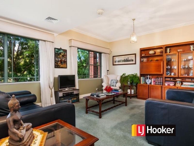 10/12-18 Russell Avenue, Lindfield NSW 2070