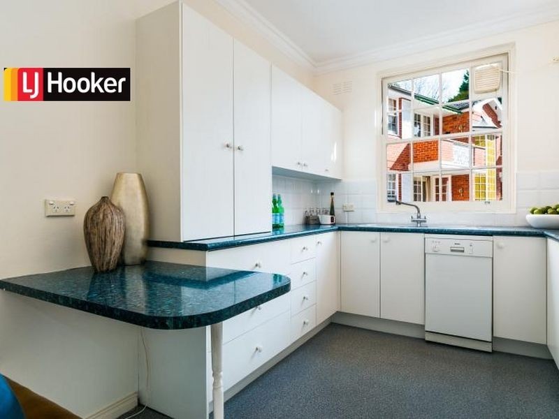 10/6 Larkin Street, Roseville NSW 2069