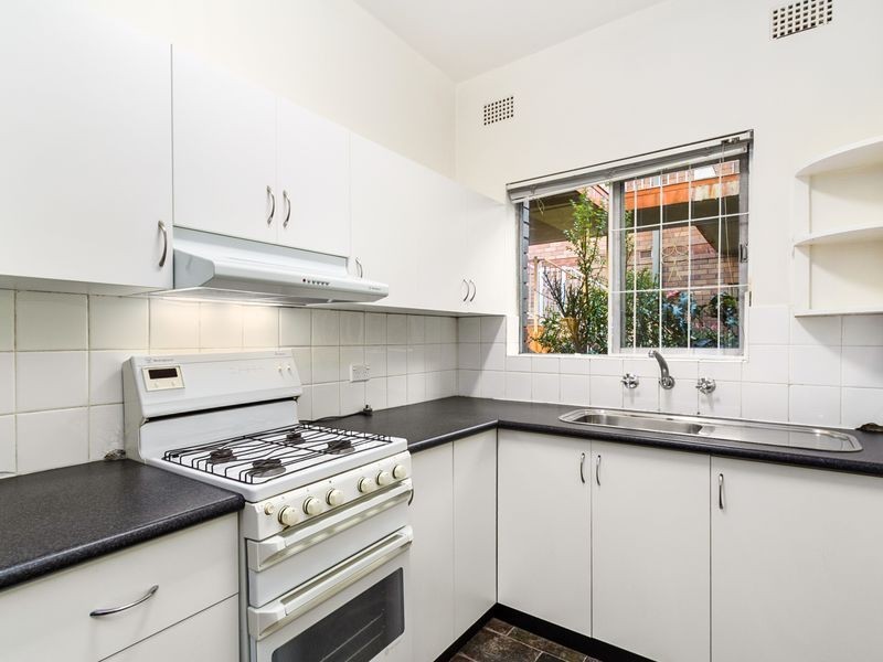 2/180 Pacific Highway, Roseville NSW 2069