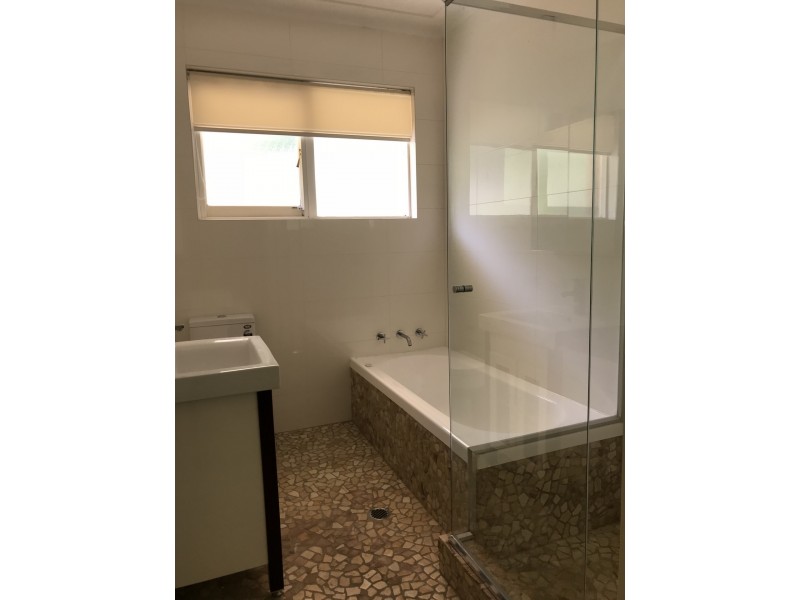 87 Abingdon Road, Roseville NSW 2069