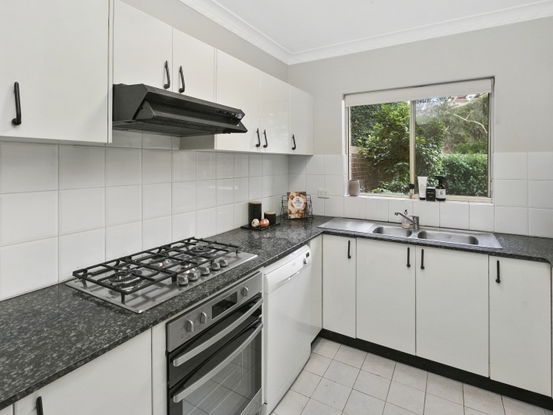 2/214 Sydney Street, North Willoughby NSW 2068