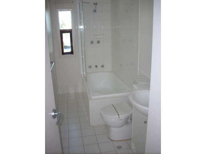 17 Hobsons Place, Adelaide SA 5000