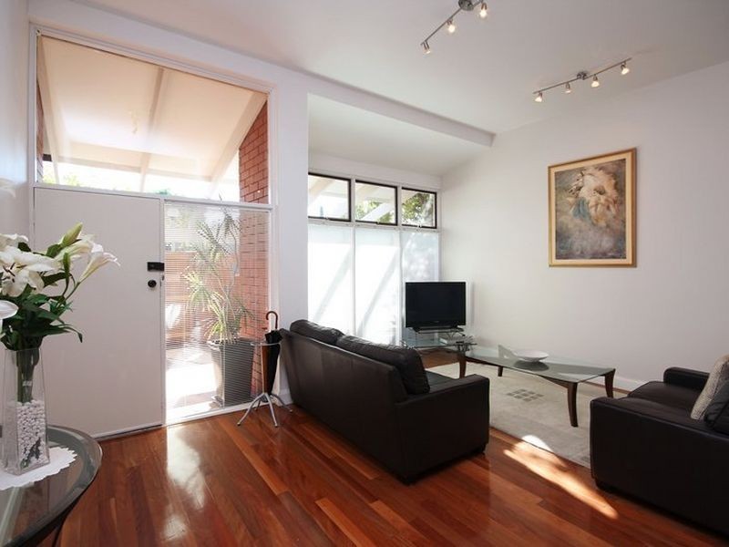 325 Angas Street, Adelaide SA 5000