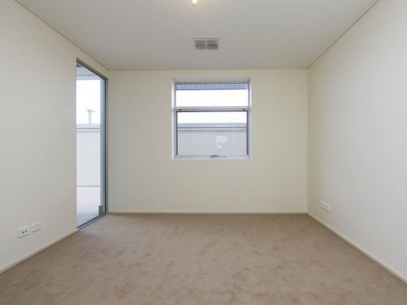 102/293 Angas Street, Adelaide SA 5000
