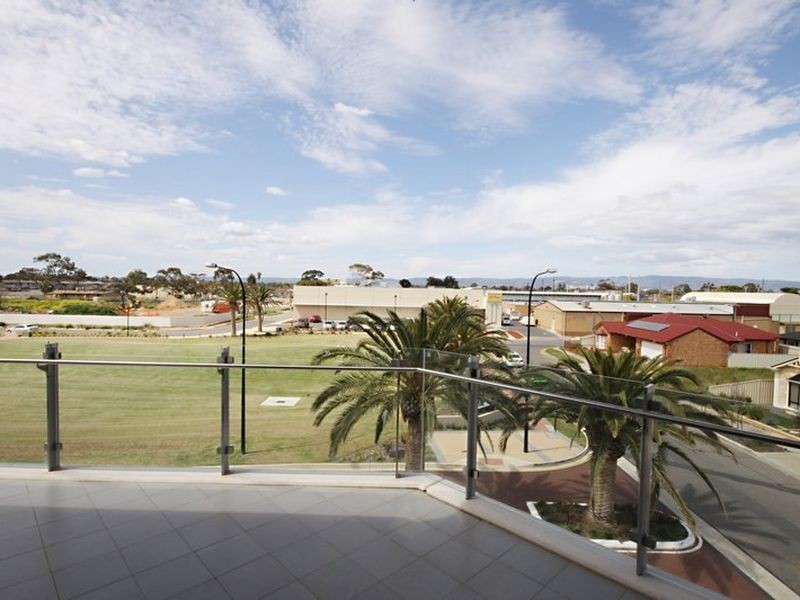 20/41 Ray Street, Findon SA 5023