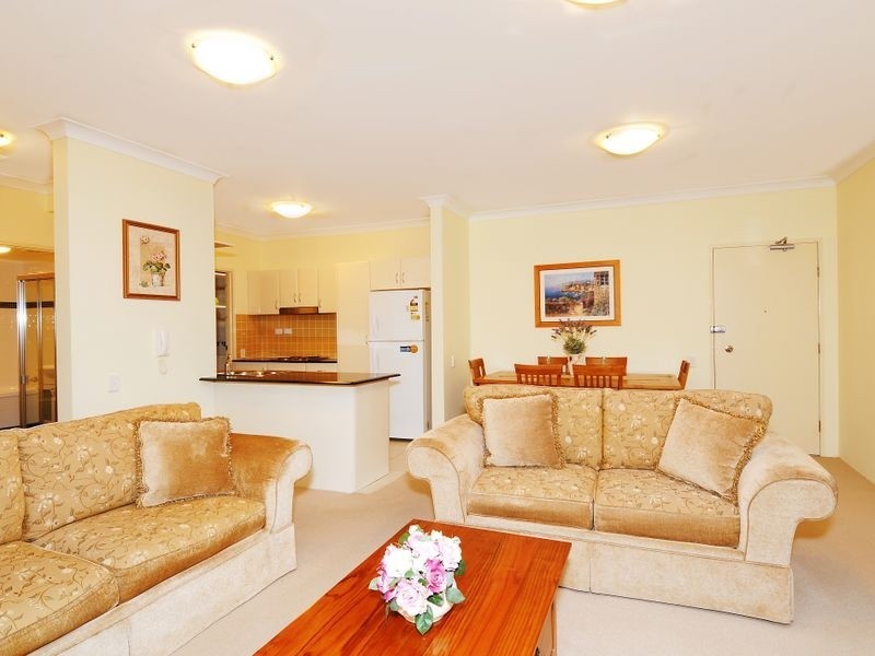 5/2-6 Shaftesbury Road, Carlton NSW 2218