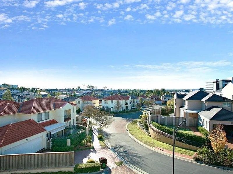 106 Linden Way, Bella Vista NSW 2153