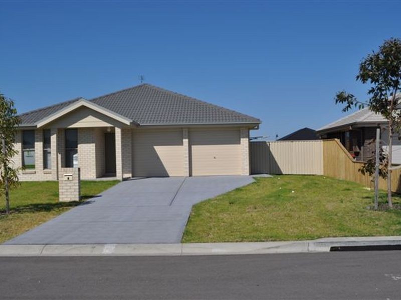 23 Upington Drive, East Maitland NSW 2323