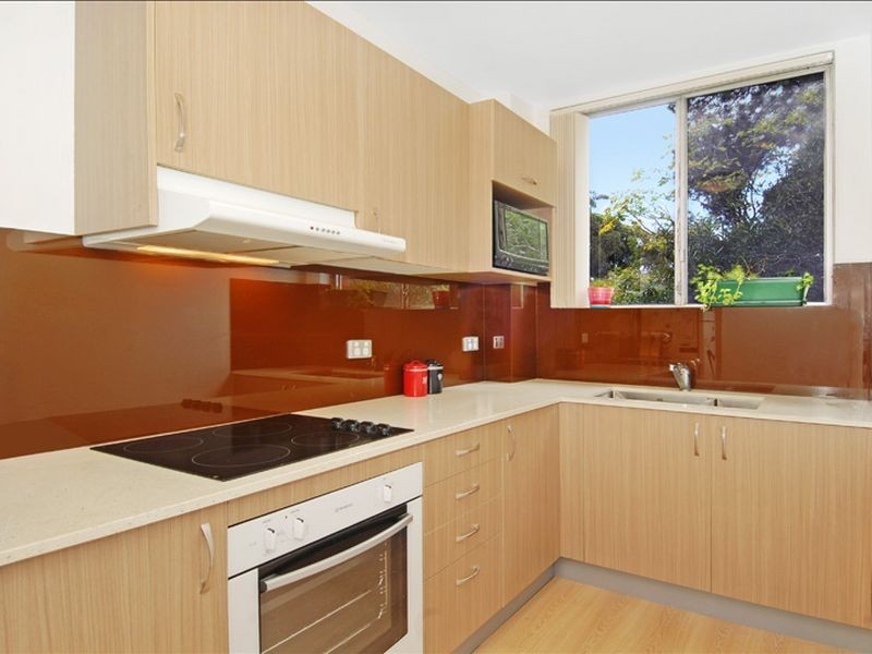 16/76 Lenthall Street, Kensington NSW 2033