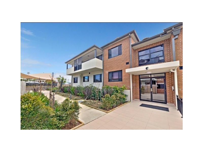 27/177 Banksia Street, Greenacre NSW 2190