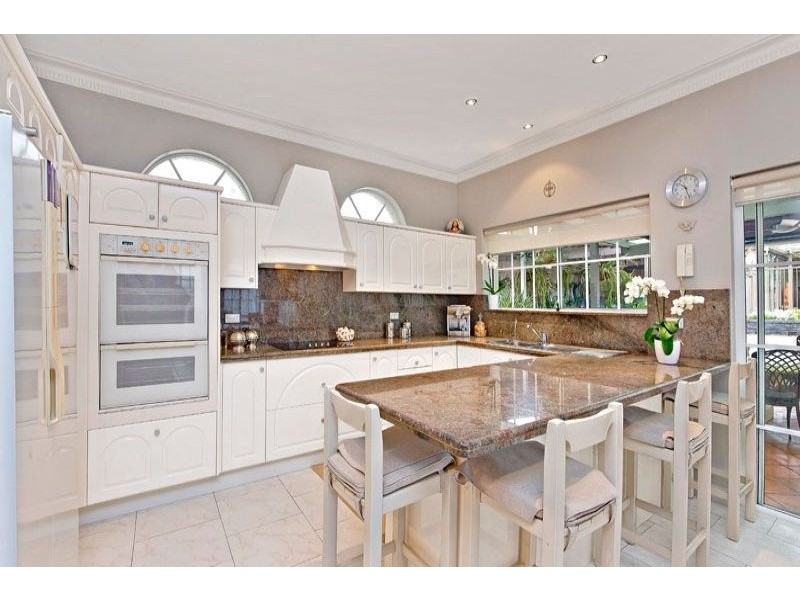 4 Collingwood Avenue, Cabarita NSW 2137