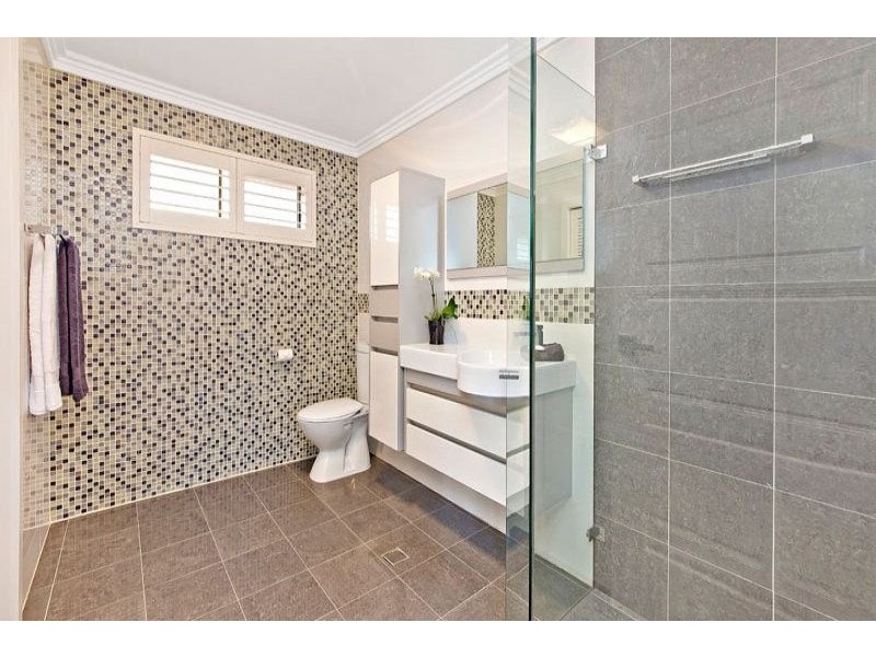 4 Collingwood Avenue, Cabarita NSW 2137
