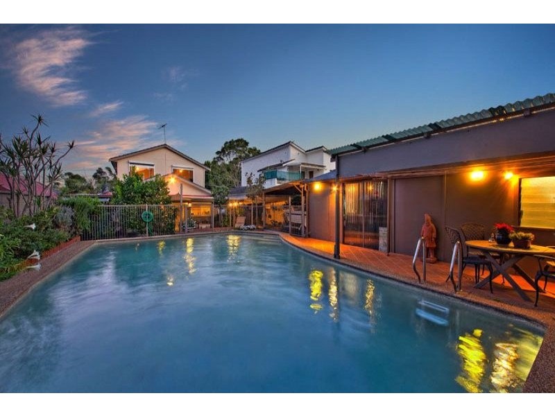 4 Collingwood Avenue, Cabarita NSW 2137