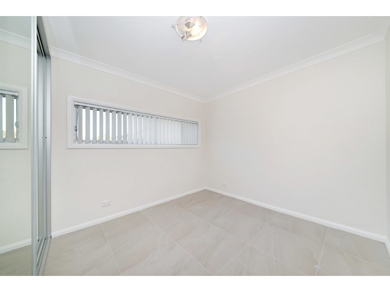 84 Macquarie Street, Chifley NSW 2036