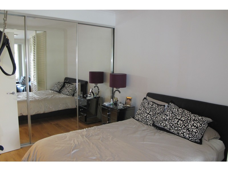 219/25 Allen Street, Waterloo NSW 2017