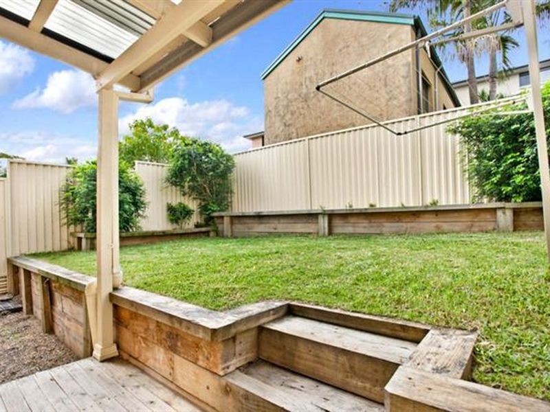 9 Hastings Avenue, Chifley NSW 2036