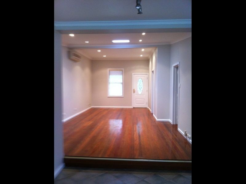 7 Edgehill Avenue, Botany NSW 2019