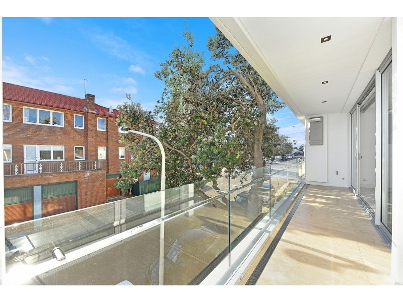 1/300 Campbell Parade, North Bondi NSW 2026