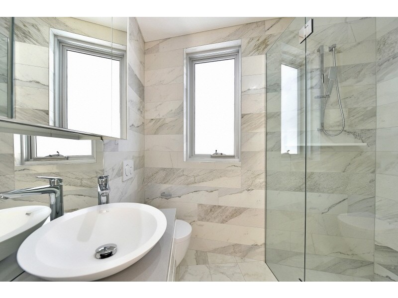 1/300 Campbell Parade, North Bondi NSW 2026