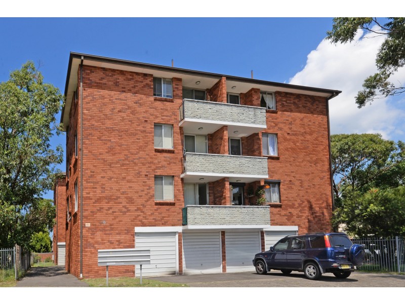 18/16 Grace Campbell Crescent, Hillsdale NSW 2036