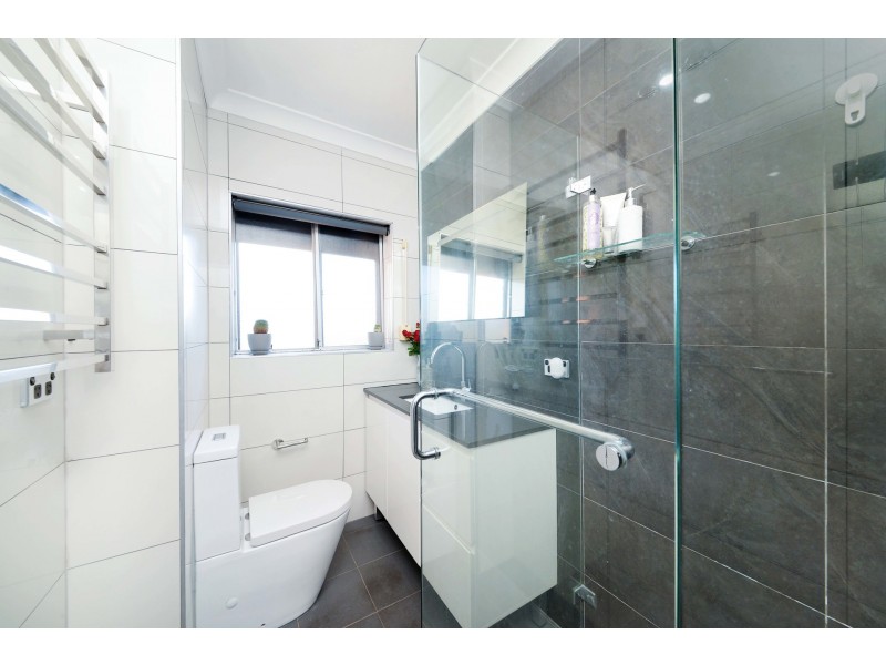 18/16 Grace Campbell Crescent, Hillsdale NSW 2036