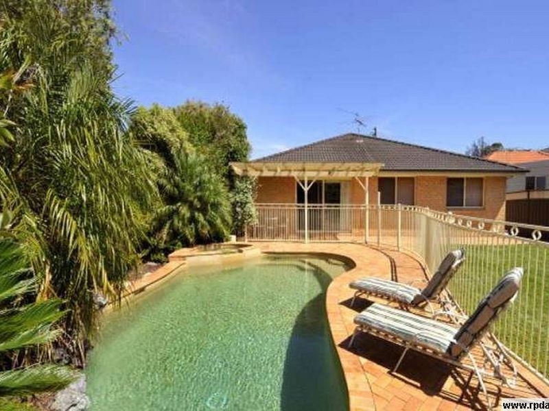 35 Eyre Street, Chifley NSW 2036