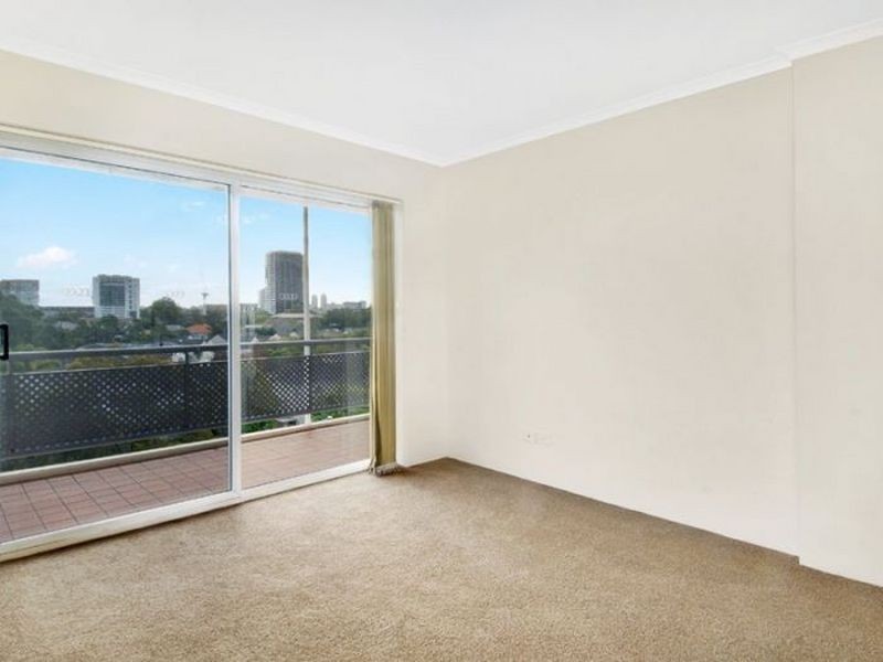 402/1-7 Gloucester Place, Kensington NSW 2033
