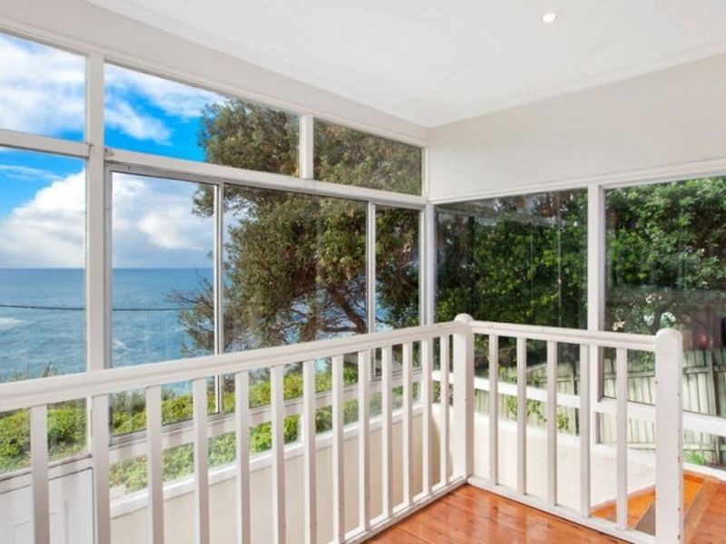 11 Waterside Avenue, Lurline Bay NSW 2035