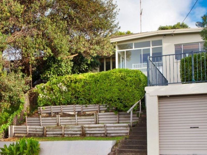 11 Waterside Avenue, Lurline Bay NSW 2035