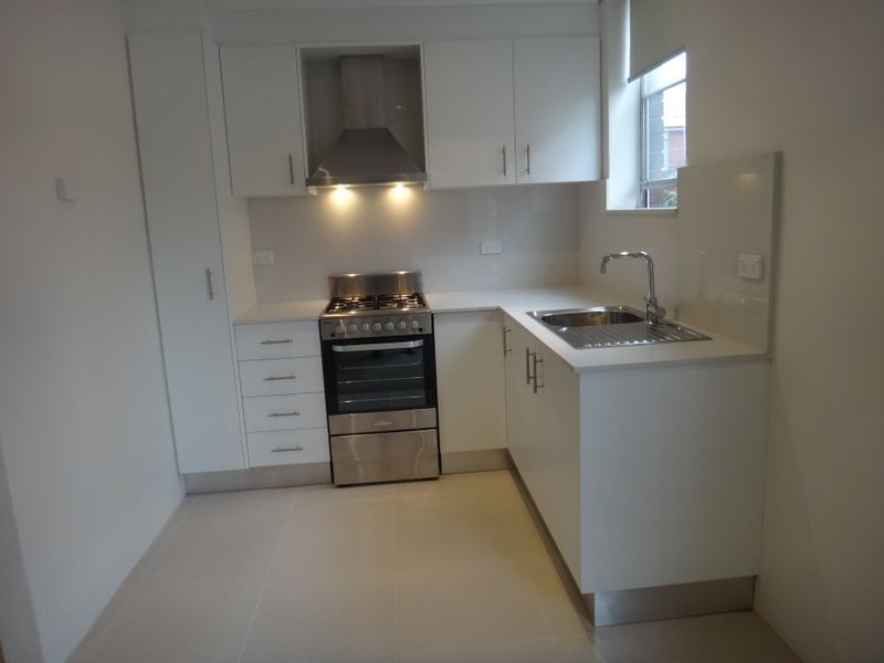 2/11 Mascot Drive, Eastlakes NSW 2018