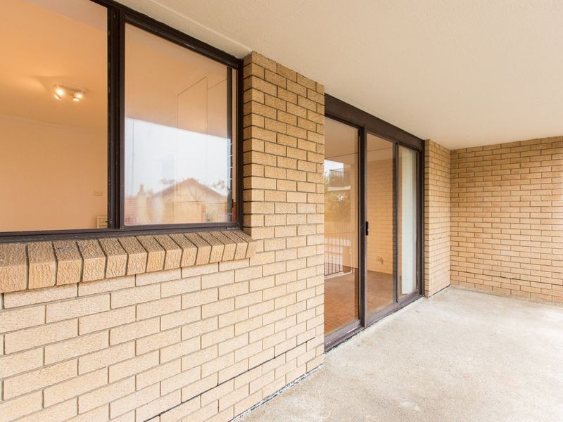 10/261 Old South Head Road, Bondi NSW 2026
