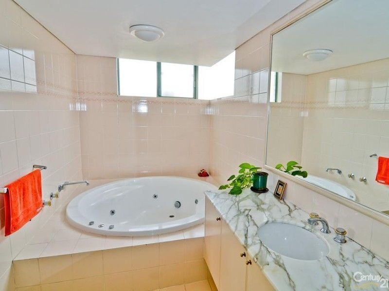 707/93 Brompton Road, Kensington NSW 2033