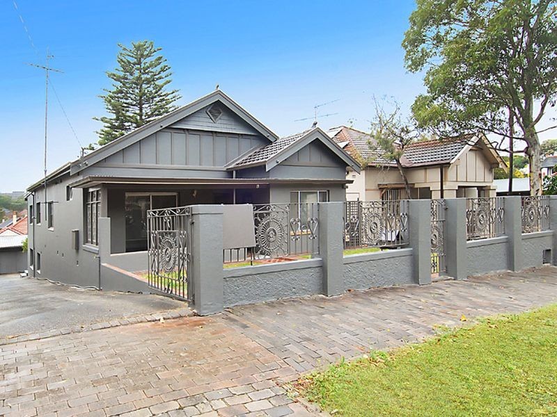 13 Cottenham Avenue, Kensington NSW 2033