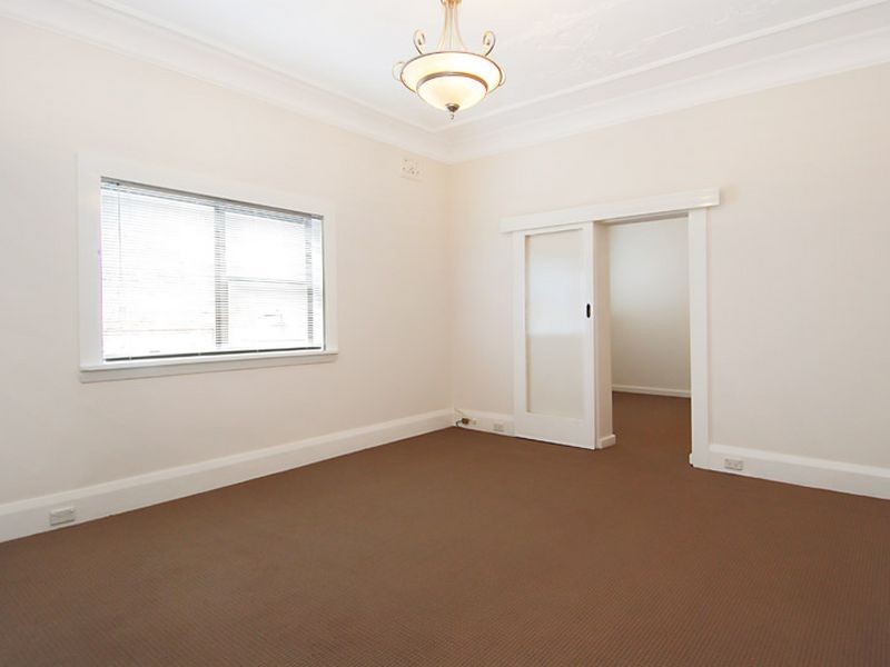 13 Cottenham Avenue, Kensington NSW 2033