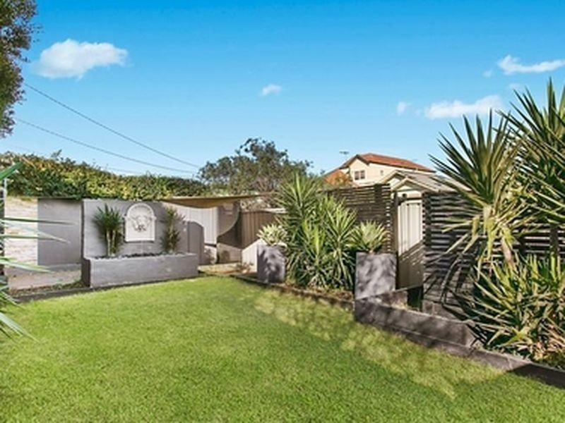 74 Tenterden Road, Botany NSW 2019