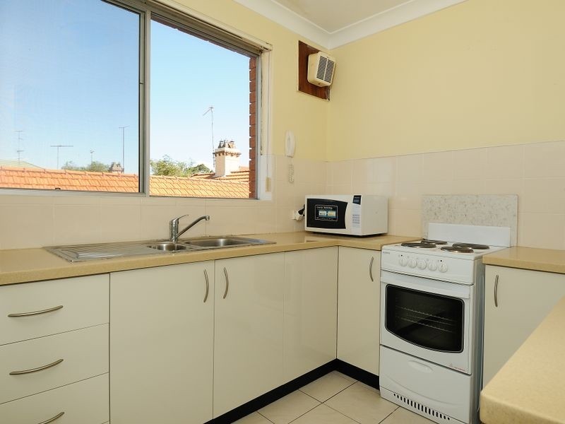 4/31 Boronia Street, Kensington NSW 2033