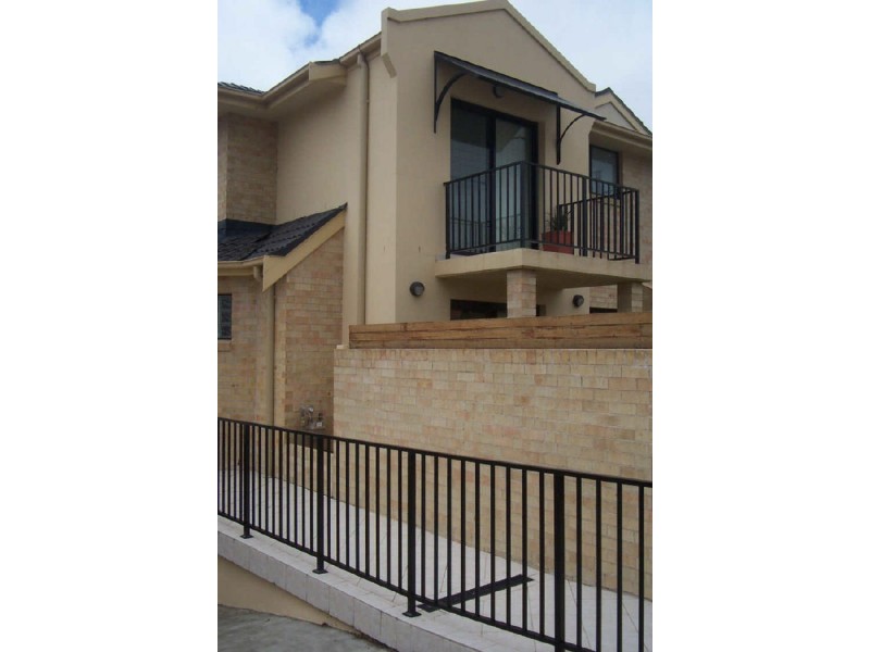 110 Holt Road, Taren Point NSW 2229