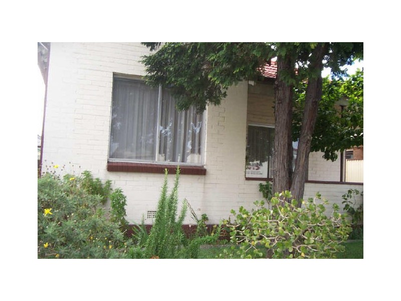 17 Rocky Point Road, Kogarah NSW 2217