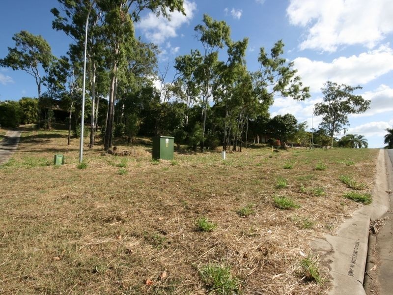 24 Abell Road, Cannonvale QLD 4802