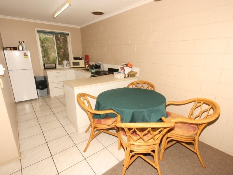 18/6 St Martins Lane, Cannonvale QLD 4802