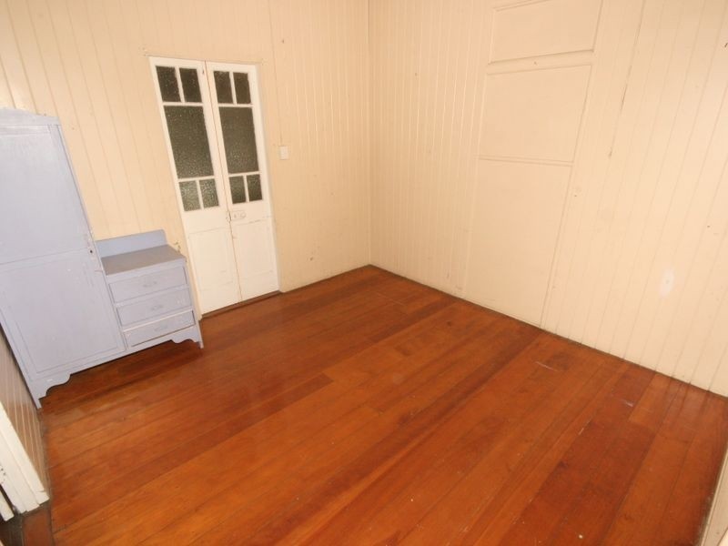 19 Chapman Street, Proserpine QLD 4800