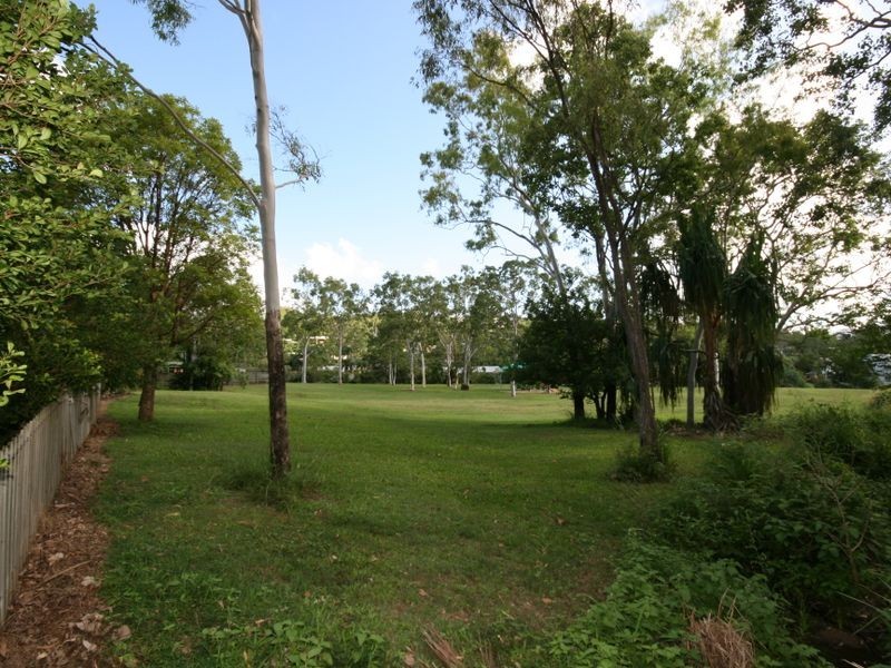 4/9 Duell Road, Cannonvale QLD 4802