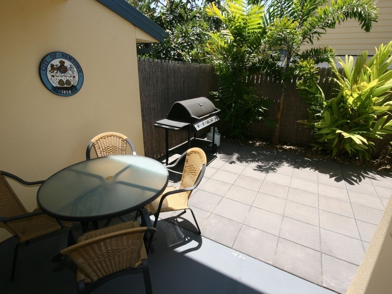 21/16 Beach Road, Cannonvale QLD 4802