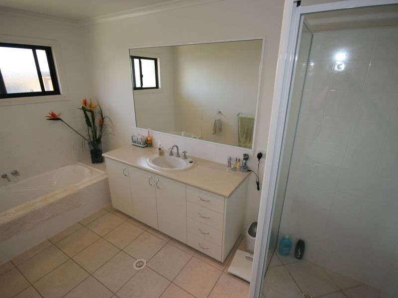 21/16 Beach Road, Cannonvale QLD 4802