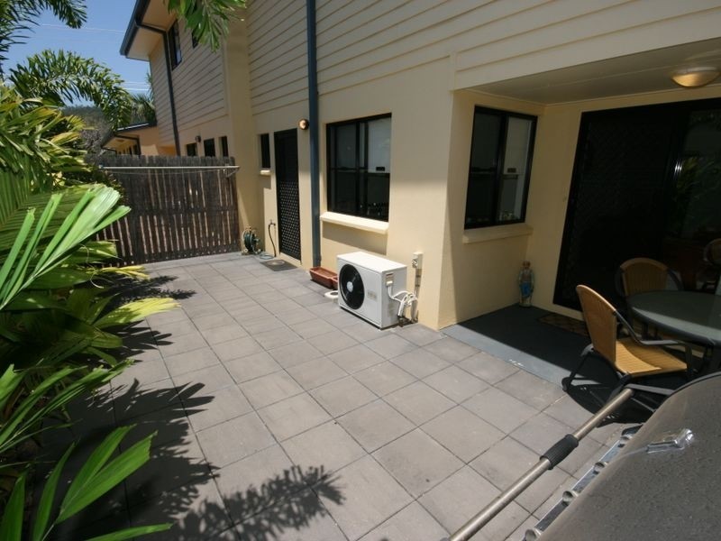 21/16 Beach Road, Cannonvale QLD 4802