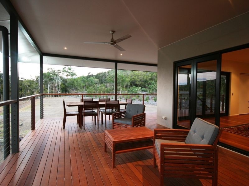 18/1 Air Whitsunday Drive, Flametree QLD 4802