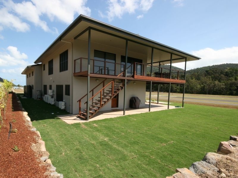 18/1 Air Whitsunday Drive, Flametree QLD 4802