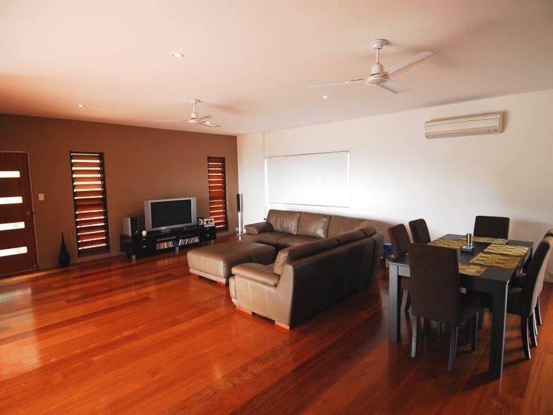 57 Eshelby Drive, Cannonvale QLD 4802