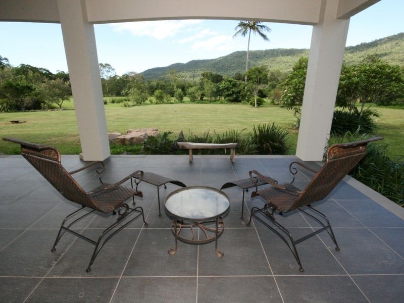 25 Langford Road, Flametree QLD 4802